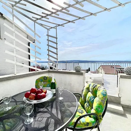 Azoa 1 By Interhome Apartament