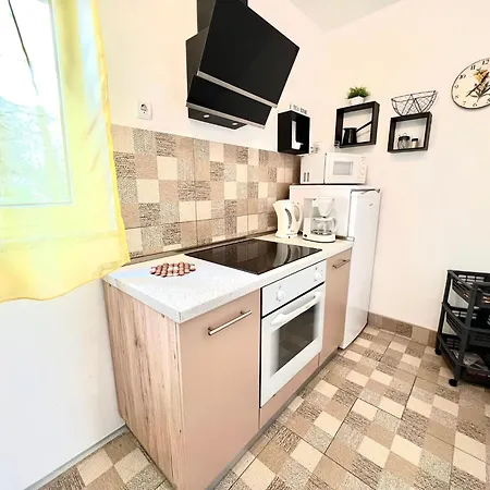 Azoa 1 By Interhome Apartament